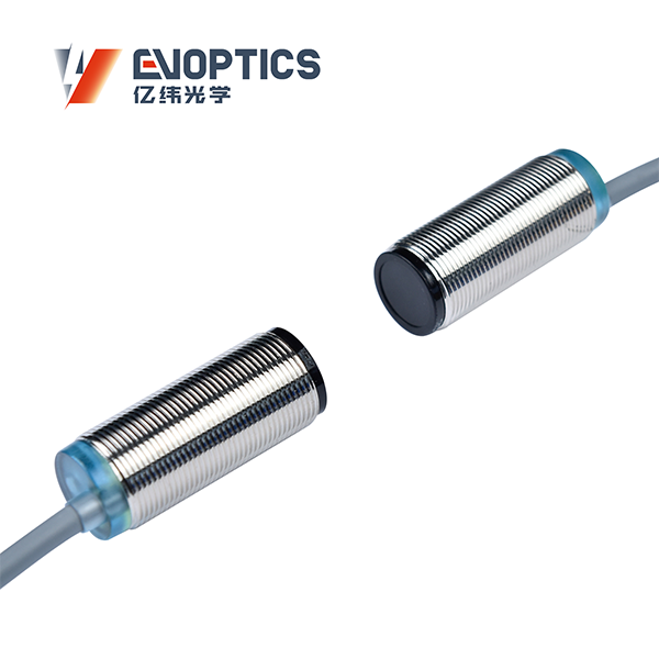 圆柱型光电传感器